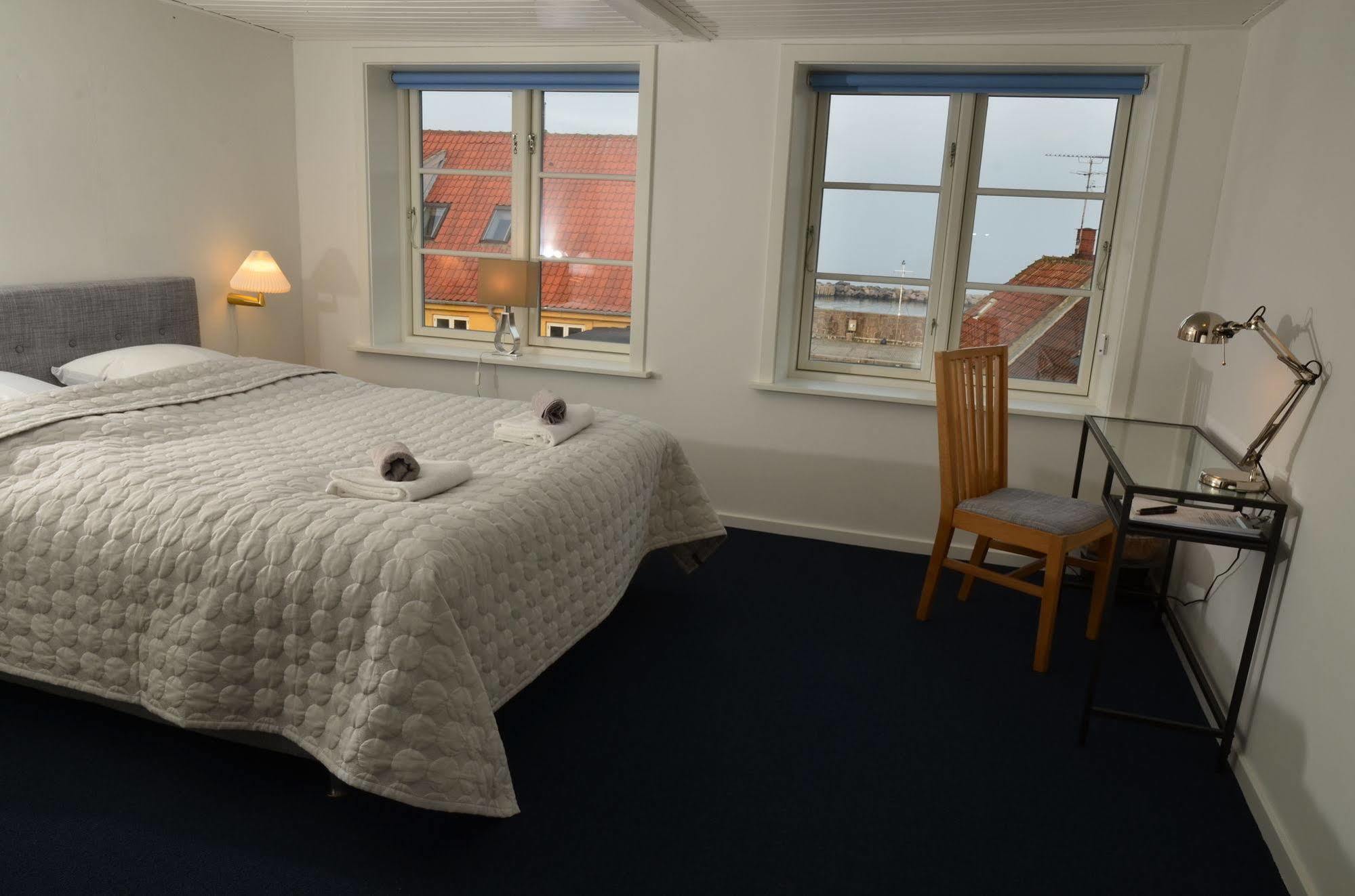 Gronbechs Hotel Allinge-Sandvig Екстериор снимка
